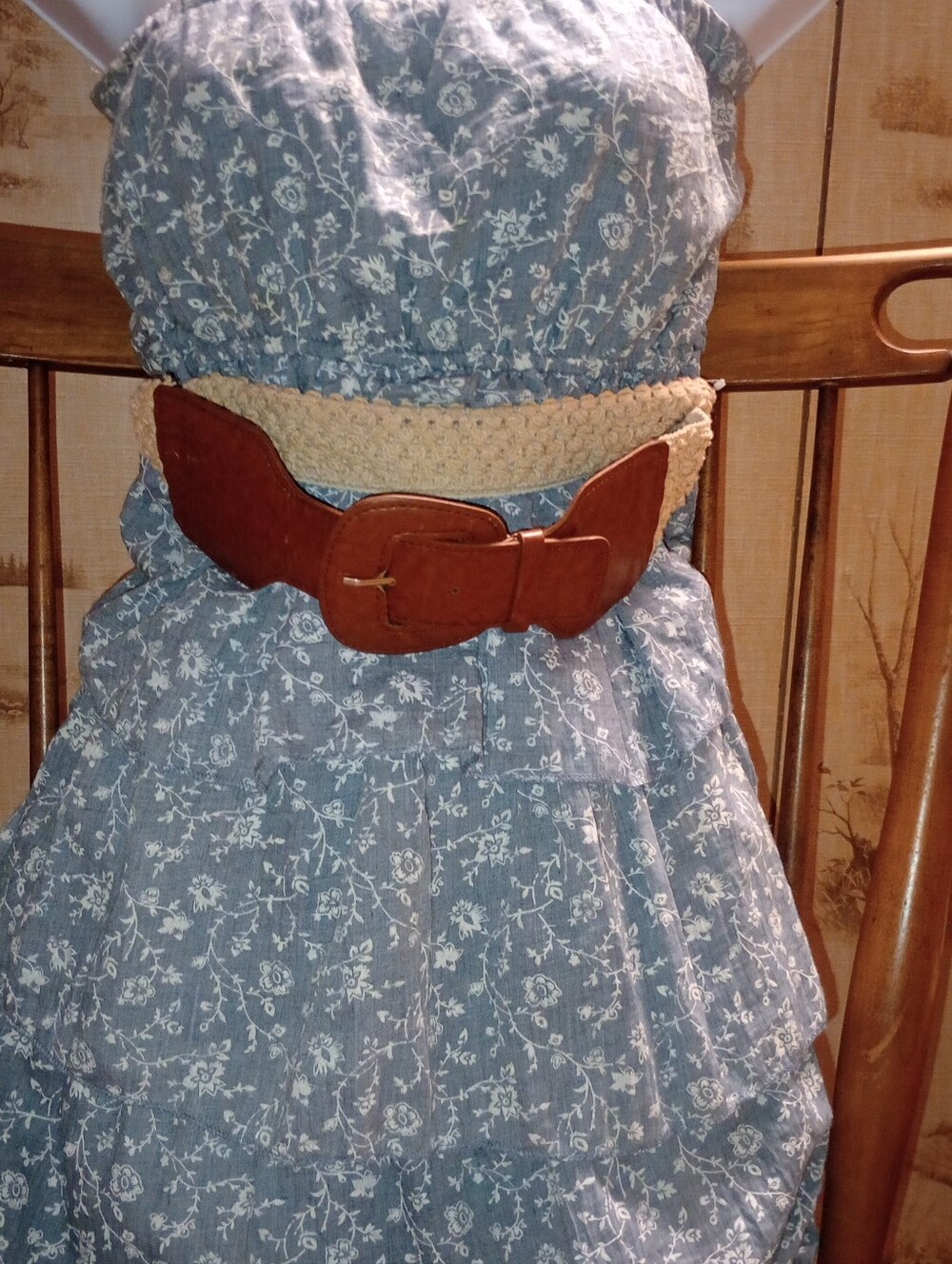 Cute Strapless Top